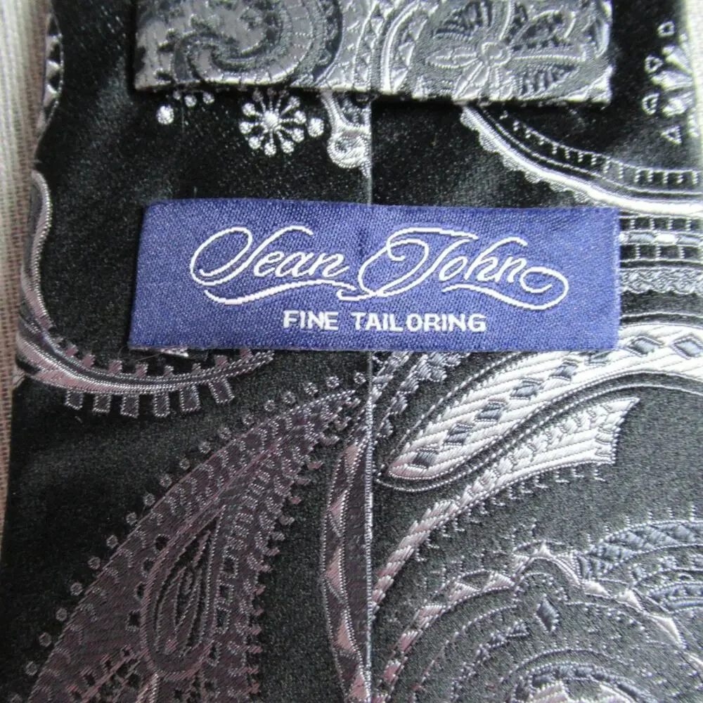 Vintage Sean John Tie Black Gray Paisley 61